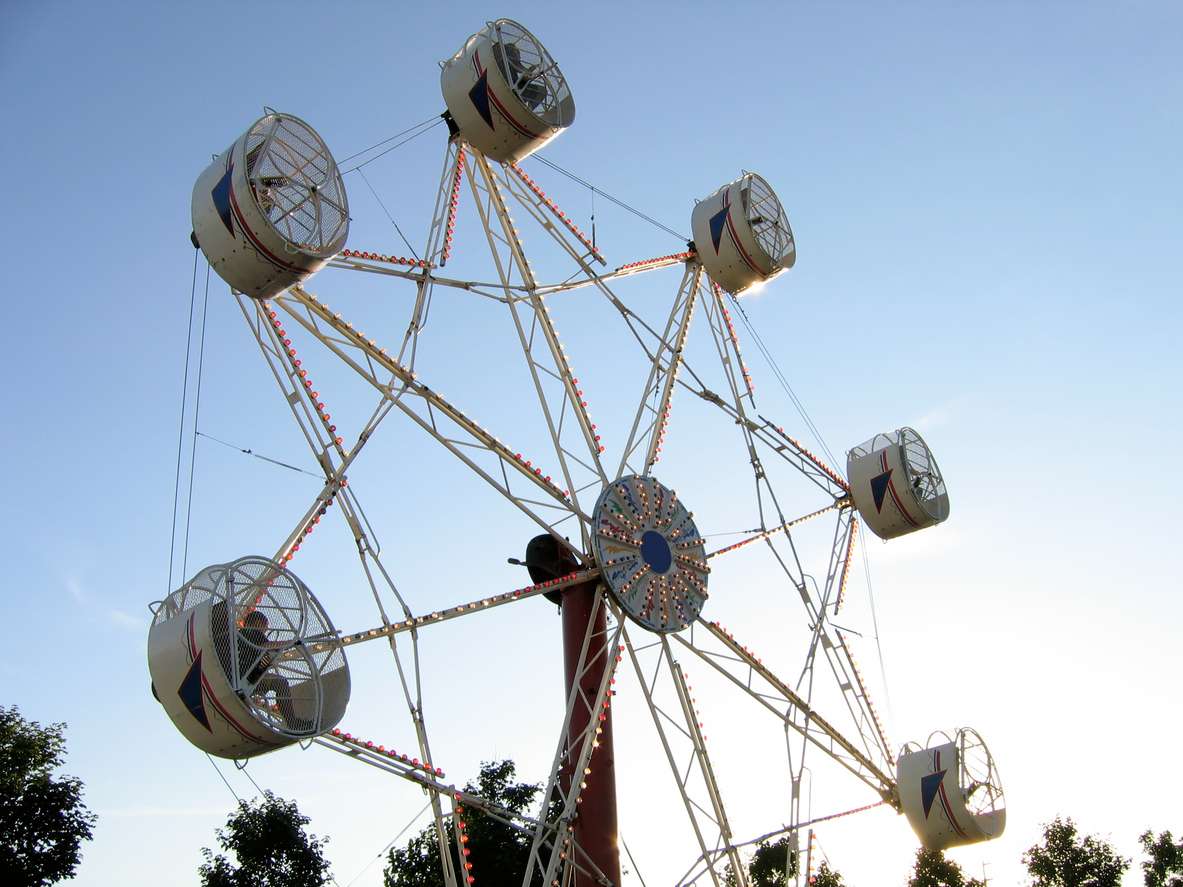 ferris-wheel ferris-wheel